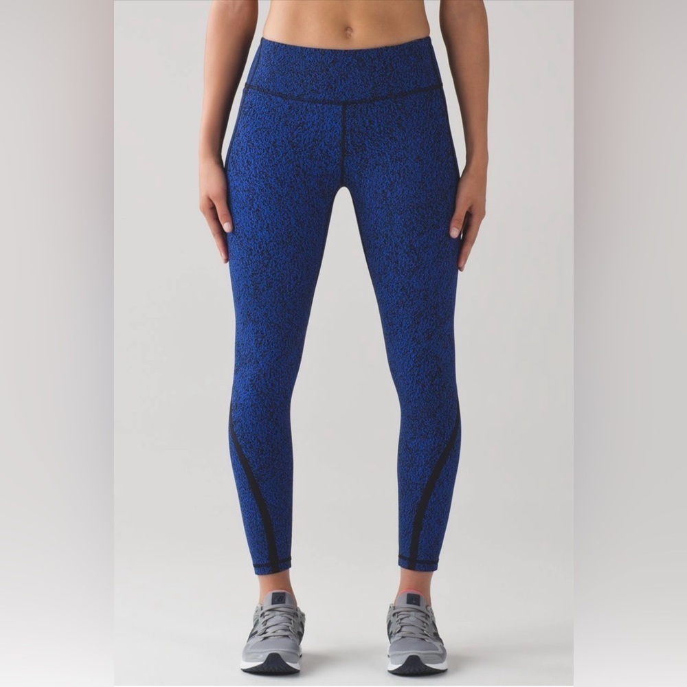 Lululemon On Track Tight Circuit Cerulean Blue Black / Black